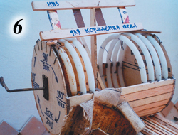 Кормушка в круглом улье