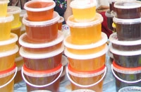 Кормушки из использованной пластмассовой тары